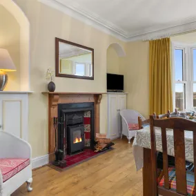 Penalun House - Beautiful Sea Views - Image 2