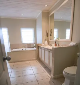 3 Bedroom townhouse ideally located in Rodney Bay - Harbour 7 - Image 2