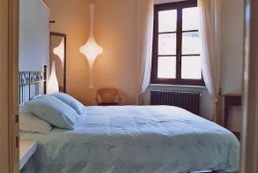 Casa Raissa A: A characteristic and welcoming apartment that is part of a villa immersed in a splendid landscape, in a lovely little hamlet, with Free WI-FI. - Image 5