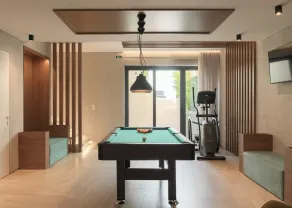 Stunning Views, Heated Pool, Hot Tub, Sauna, Gym, Home Cinema, and Full Privacy: by etouri - Image 4
