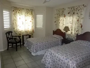 Caribbean Sea Dreams 2 Bedroom townhome, 2 pools, 24 hour security. - Image 5