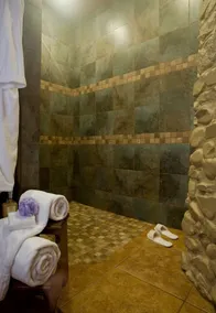 Hilltop Manor B&B - Image 3