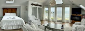Gorgeous Oceanfront Penthouse - Image 5