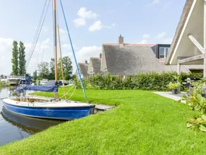 Modern chalet near Lake Sneek - Image 5