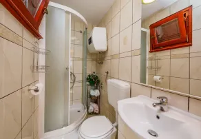 Holiday home Bozena - nice garden - Image 3