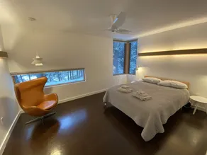 Modern Squam Lake Retreat: A 2026 VRBO Vacation Rental of the Year - Image 4