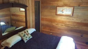 Seven Springs Cabin - Bear Claw Chalet - Autentisk, husdjursvänlig timmerstuga - Image 4