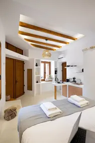 Naxos Suites - Image 4