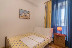 Angel's 2-Bedroom Traditional House - Image 5
