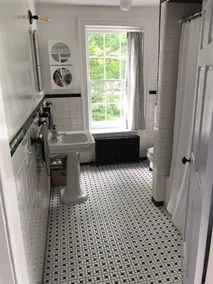 Uptown Kingston Smukke 4 soveværelser hele hus (stockade) med gård! Gå til alle - Image 4