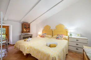 Cosy Finca with Wi-Fi, Garden and Terrace; Parking Available - Image 5