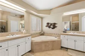 Muirfield House in Desert Falls CC - Image 4