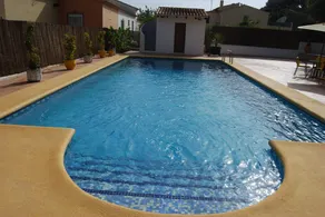 See view villa with pool and big garden. - Image 5