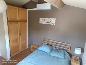 Air-conditioned house with heated swimming pool - Image 4