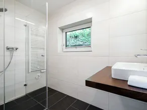 Renovated Holiday Home near Zell am See with Enclosed Garden - Image 3