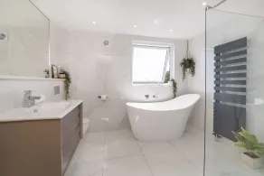 The Stables Luxury House! - sleeps 18 guests  in 7 bedrooms - Image 4