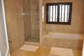 Großzügige Villa m.Pool,-sehr strandnah, familienfreundlich,W-LAN - Image 3