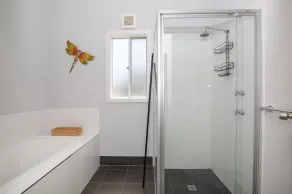 Xanadu ~ Aldinga Beach - Brand New Large Family Entertainer with Sea Views - Image 4