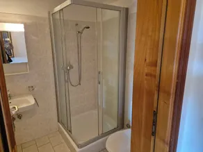 Executive Huge Flat in Central Lugano - Image 3
