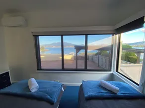 Waterfront 3 Bedroom House 10 min From Hobart - Image 5