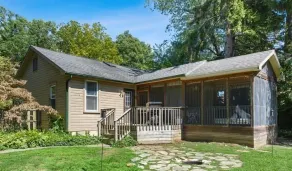 Union Pier Home With Hot Tub and One Block To Beach! - Image 5