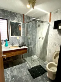HUGE. FULL APARTMENT 100% REMODELED EXPO AREA - Image 2