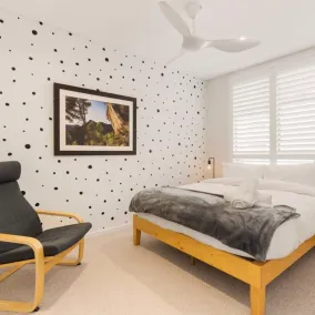 A Light Filled Contemporary Design Apartment - Image 4
