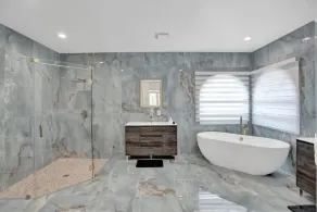 7000sf  Mansion Pool|Theater|Gameroom - Image 4