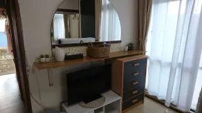 Free parking, free pets, free cleaning - Image 2
