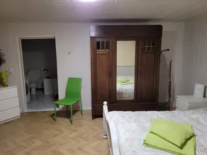 Casa vacanze ristrutturata con cura e completamente attrezzata con camino per uso singolo - Image 5