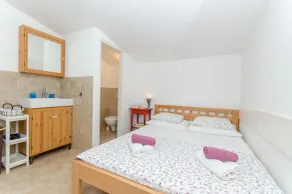 House Tomislav - Image 5