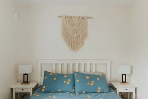 Bright & spacious 1 bedroom suite by the beach! - Image 4