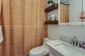 Charming Bungalow - Longmont- Nearby Lyons Pet Friendly fenced yard - Image 3