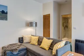 Highlander Barn I Oxfordshire Holiday Let | 1 Bed & Sleeps 2 - Image 4