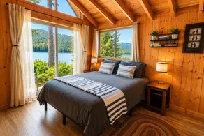 Journey's End on Fish Lake by NW Comfy Cabins - Image 4