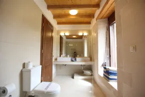Villa Minea, 4 bedroom villa, large heated pool, walking distance to the village - Image 3