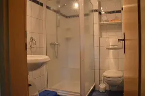 Appartement 'Ferienwohnung Familie Starck' avec terrasse partagée, jardin privé et Wi-Fi - Image 3