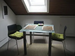 Top floor apartment with great views - Image 5