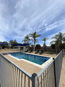 Aaroona Resort  private cabins close to the shores of Lake Mulwala - Image 5