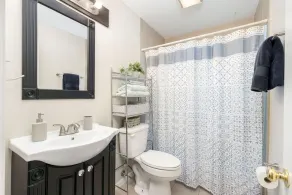 Mid-term stays ✦ Bexley Breeze ✦ High-Speed Wi-Fi ✦ King Bed - Image 2