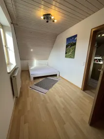 Vacation apartment in a quiet location - Image 5