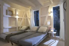 Luxury vacation home with sauna and garden. All bedrooms with their own new bathroom - Image 2