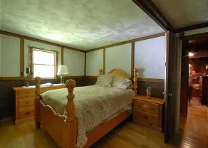 The Pebblestone Cottage - Quaint Countryside Escape - Image 2