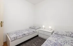 Beautiful Home In Ika - Image 4