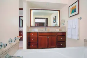 2 Bedroom Condo On Hawaiian Beach - Family Friendly - 7 nights - Image 5