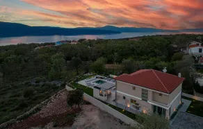 Awesome home in Brzac - Image 4