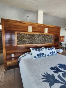 Best Ocean Views in Manzanillo 180 degree view from king size bed all amenities - Image 5