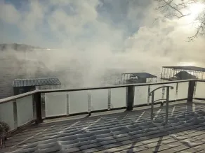 Lyxig sjöfront vid hörnet av Duck Creek och huvudsjön. - Image 4