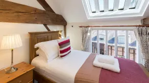 A sudeley castle cottage that sleeps 4 guests  in 3 bedrooms - Image 4