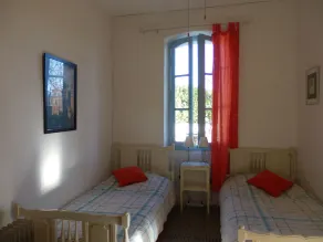 Gîte de charme avec grand jardin et vue sur les Pyrénées, près de Carcassonne - Image 3